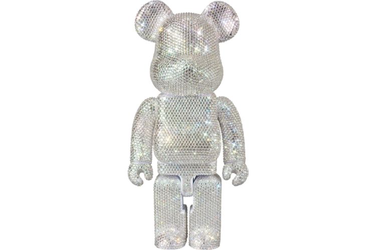 SWAROVSKI X COLETTE “WHITE CRYSTAL CHRISTMAS” 1000% BEARBRICK