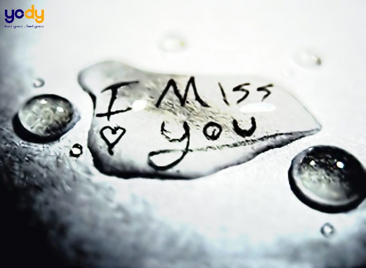 Hình ảnh buồn với dòng chữ I Miss You