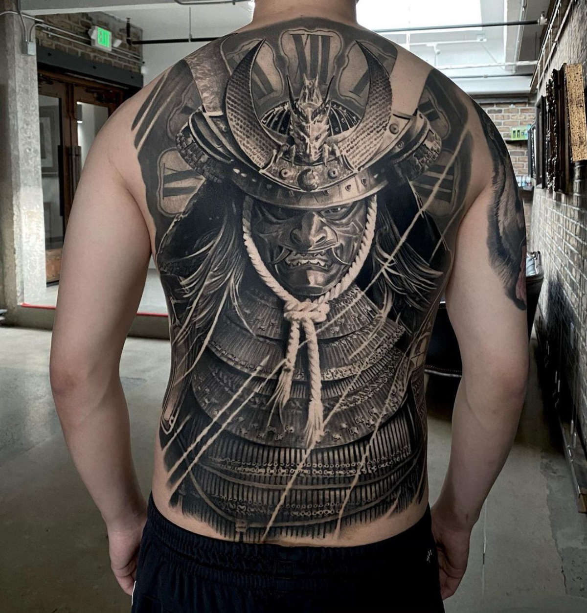 Tattoo Nhật kín lưng hình samurai