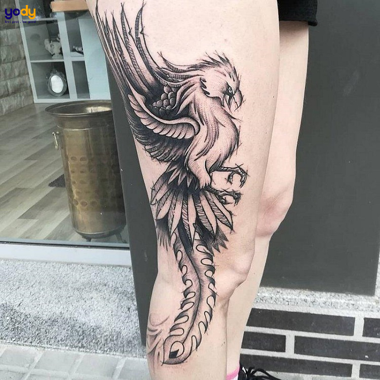 Tattoo phượng hoàng kín chân