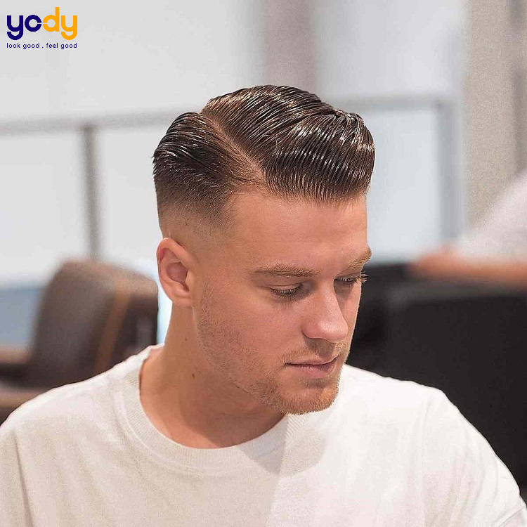 Tóc side pompadour bóng bẩy