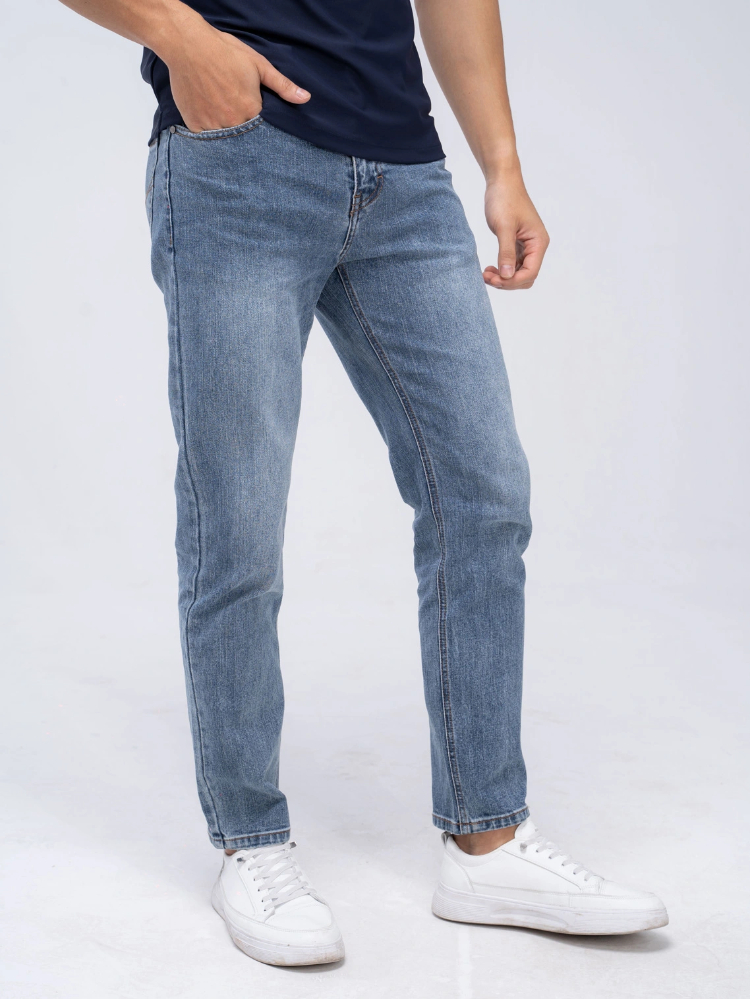 Quần jeans slim fit thời trang