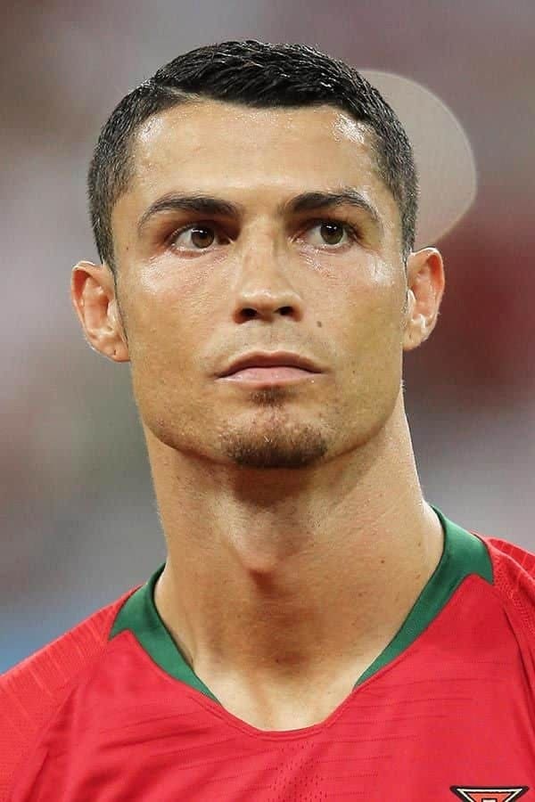 kiểu tóc Ronaldo