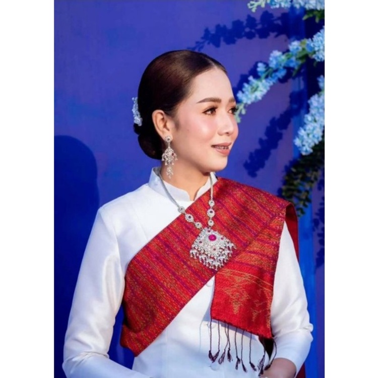 Trang phục truyền thống Sabai