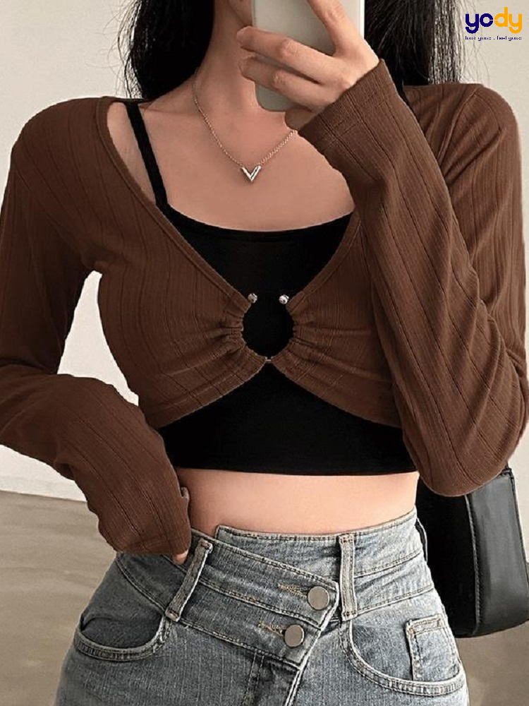 Phụ kiện đi kèm với áo croptop tay dài