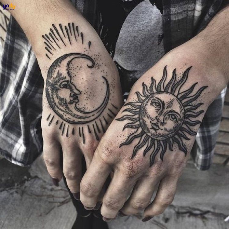 Hình xăm bàn tay nam mặt trăng, mặt trời