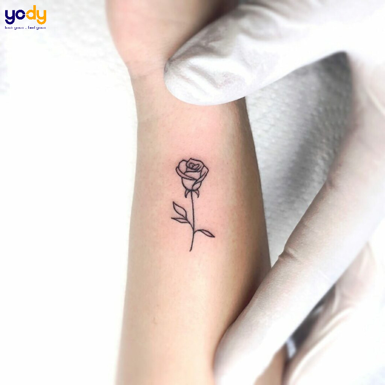 Tattoo hoa hồng mini đẹp