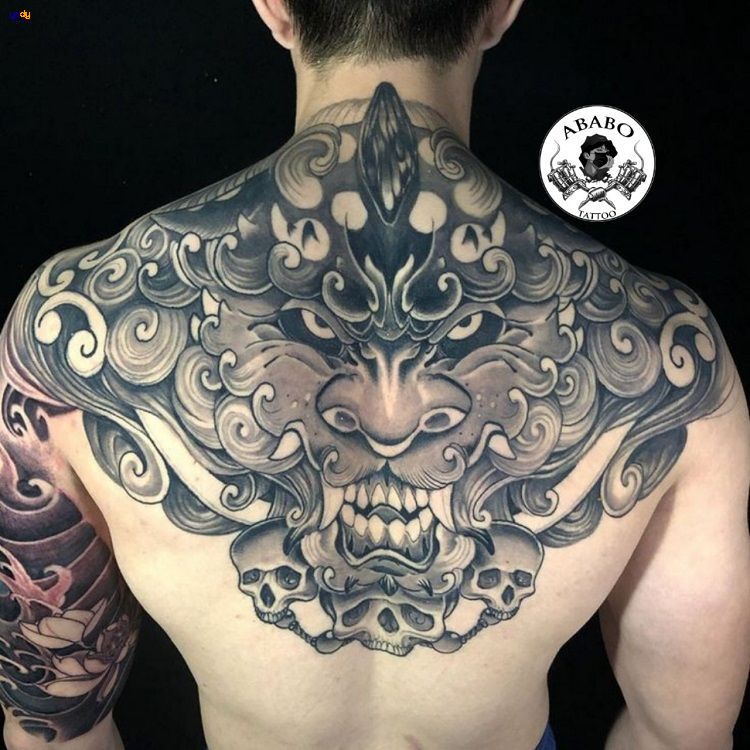 Hình xăm con rồng kín lưng