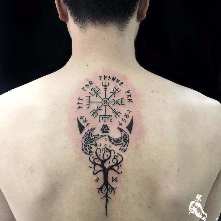 Hình xăm la bàn vegvisir 