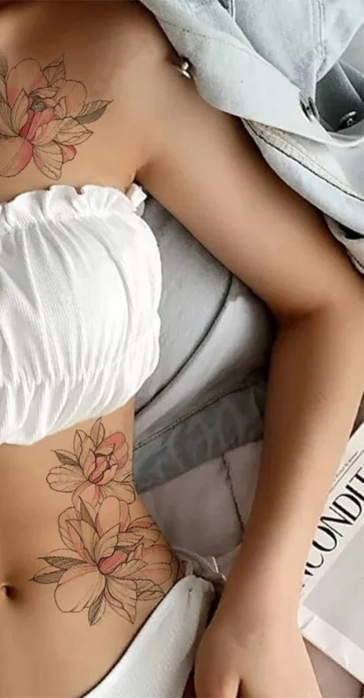 Tattoo nửa bụng cho nữ hình hoa quyến rũ
