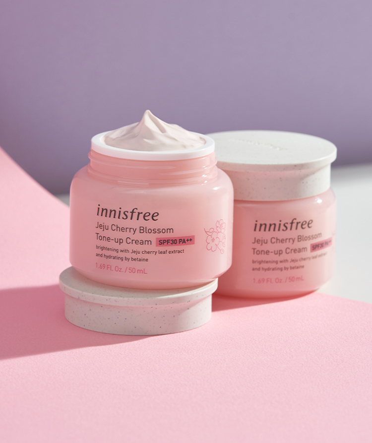 Kem dưỡng trắng da Hàn Quốc Innisfree Jeju Cherry Blossom Tone-Up