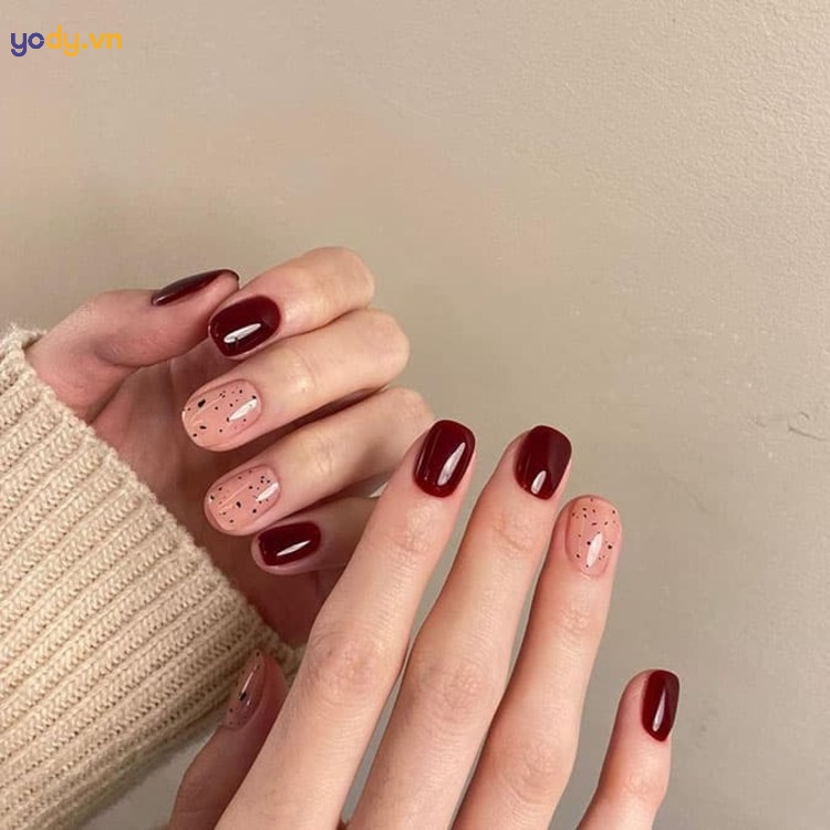 Mẫu nail đơn giản cho mùa đông ấm áp