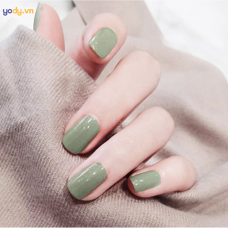 Mẫu nail đơn giản màu xanh bơ