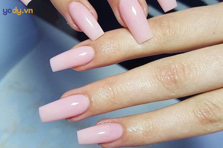 Nail style đơn giản màu hồng