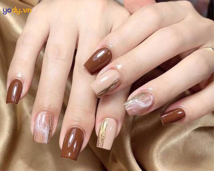 Mẫu nail đơn giản cho da ngăm