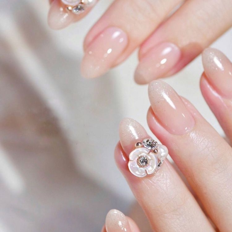 Mẫu nail cô dâu sang chảnh