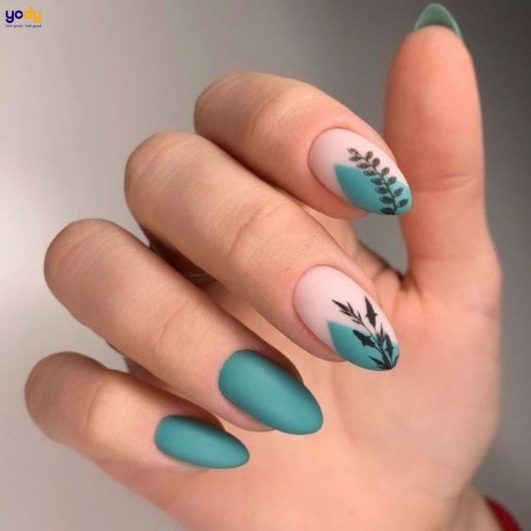 Nail màu xanh ngọc vẽ 