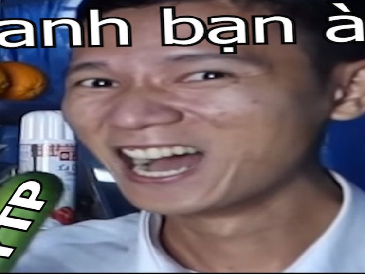 Hình ảnh anh bạn à meme hài hước, tục tĩu