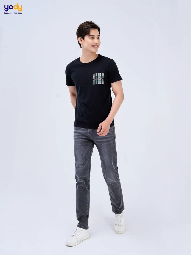 Quần Jeans kết hợp áo phông