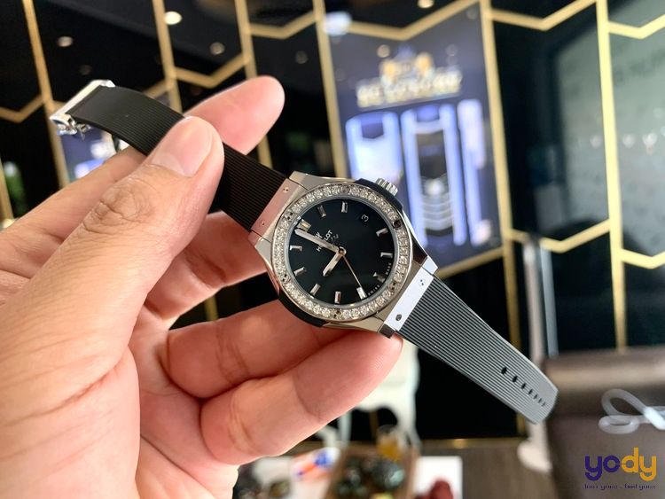 nơi sản xuất Đồng hồ Hublot giá 2 triệu