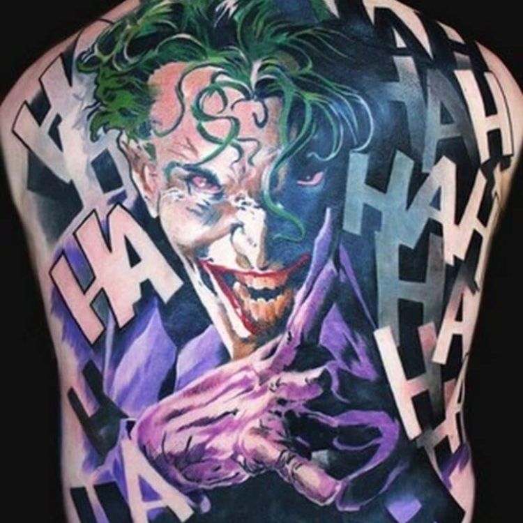 Hình xăm Joker full lưng