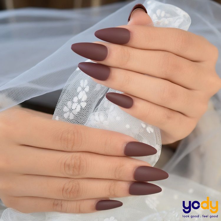 Bộ nail màu nâu chì đẹp