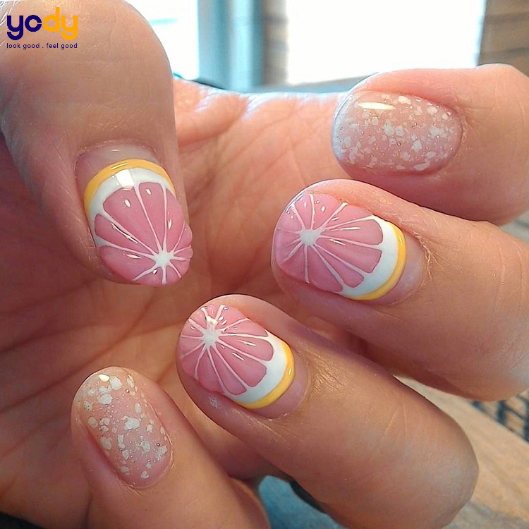 Mẫu nail hoạ tiết hoa quả để đi biển