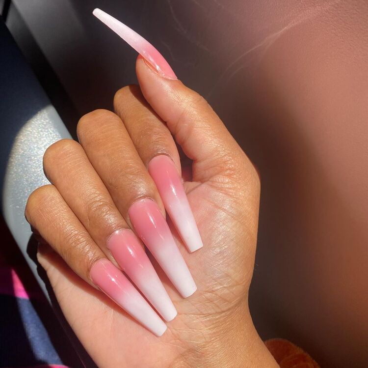 Mẫu nail ombre hồng đẹp