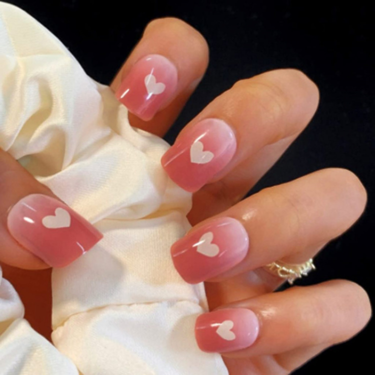 Mẫu nail ombre hồng đẹp