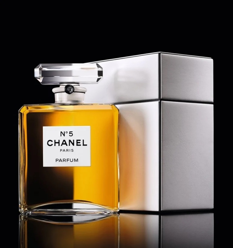 Nước hoa đắt nhất thế giới Chanel Grand Extrait