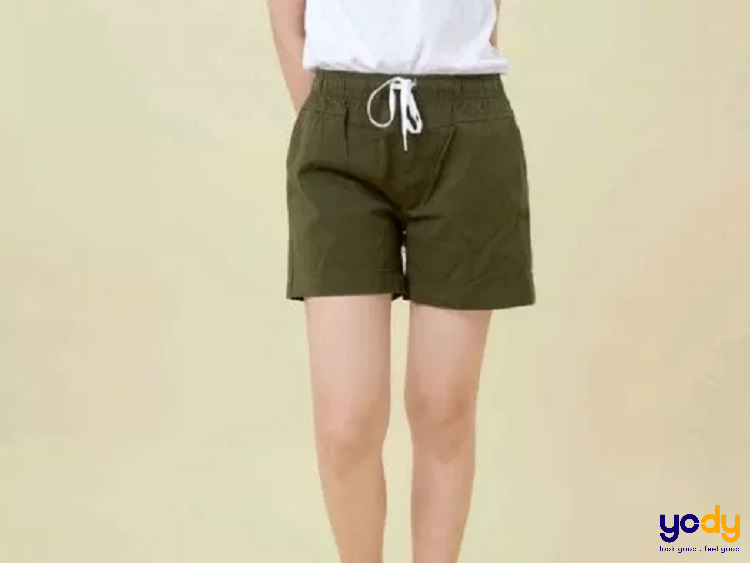 phối đồ với quần short nữ