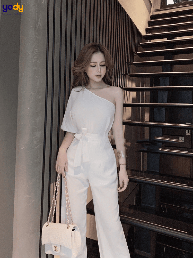 Phối quần ống rộng cho người lùn