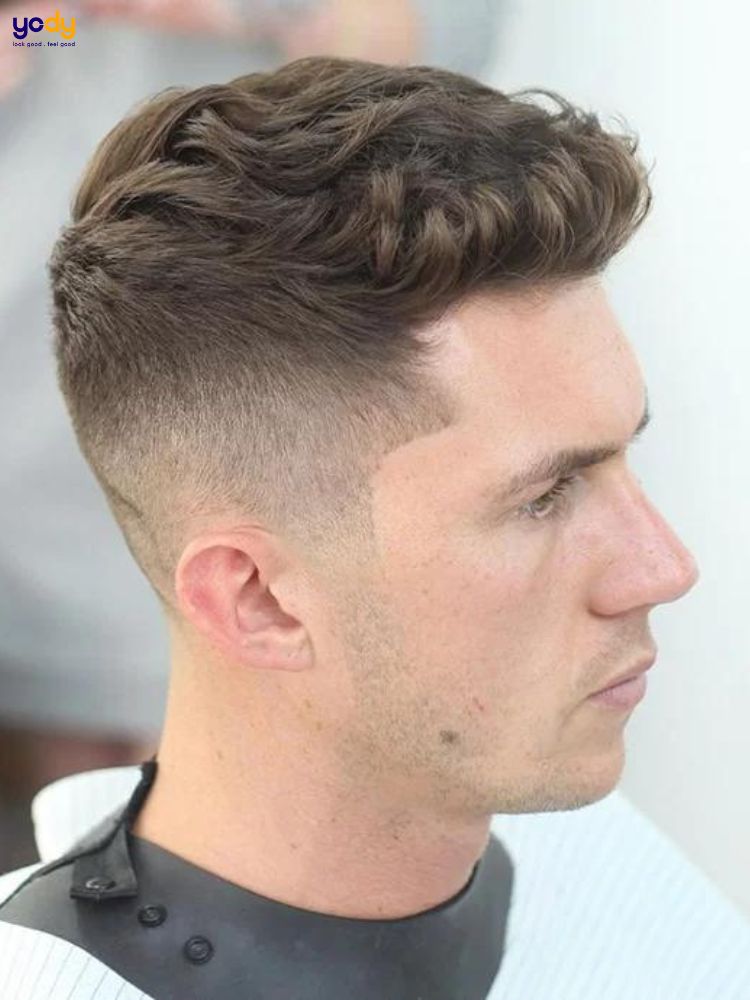 Kiểu tóc short quiff uốn phồng chân tóc