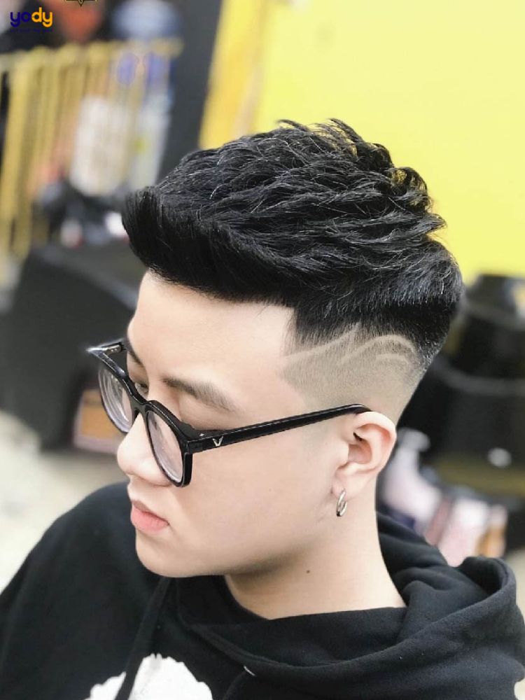 Cách sấy tóc tạo short quiff chuyên nghiệp như ngoài salon