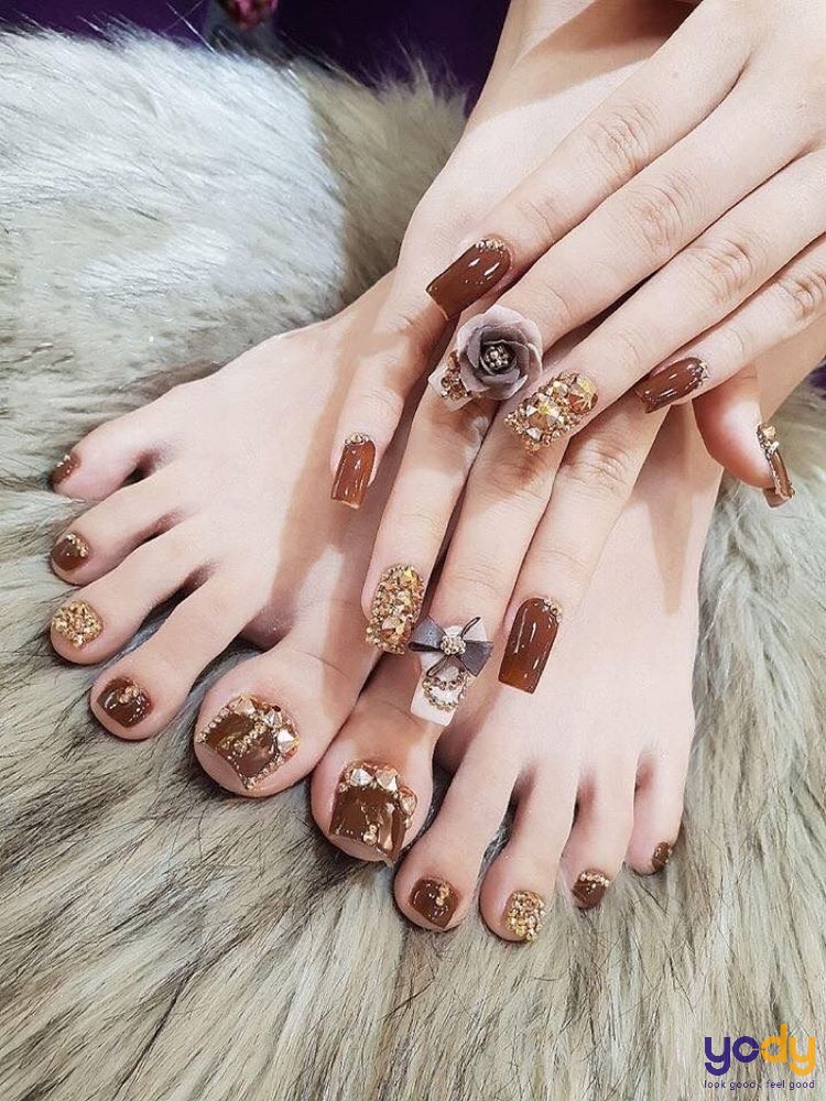 nail chân đơn giản