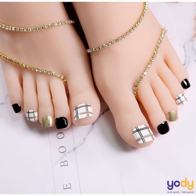 nail chân đơn giản