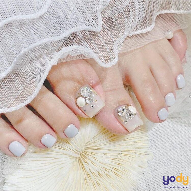 nail chân đơn giản