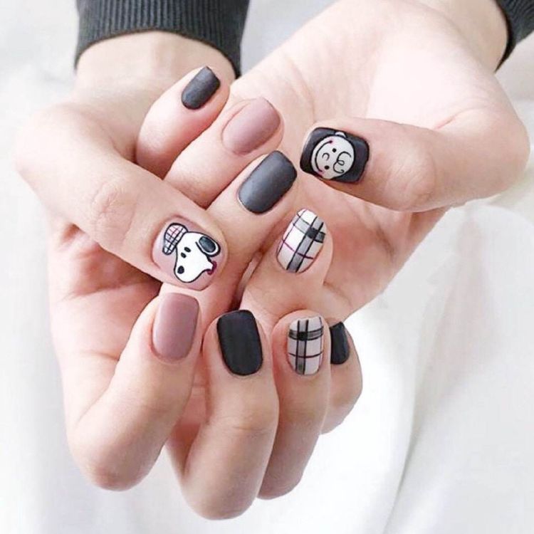 Mẫu nail hoạt hình cho học sinh