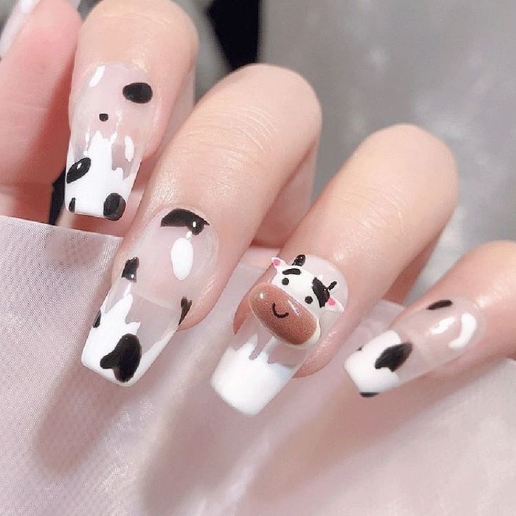 Mẫu nail dài dành cho học sinh, sinh viên