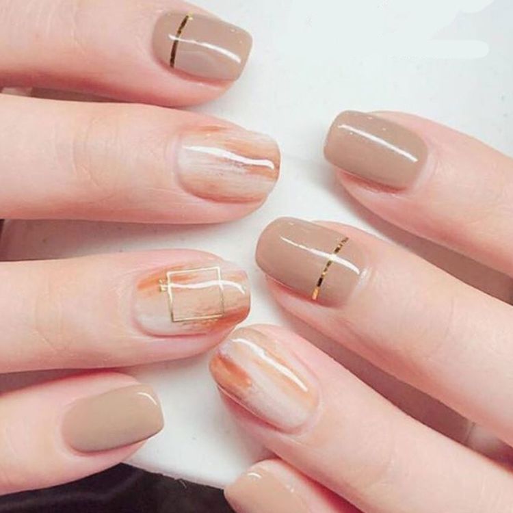 Mẫu nail nhẹ nhàng đơn giản cho học sinh