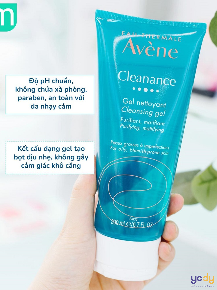 review sữa rửa mặt avene