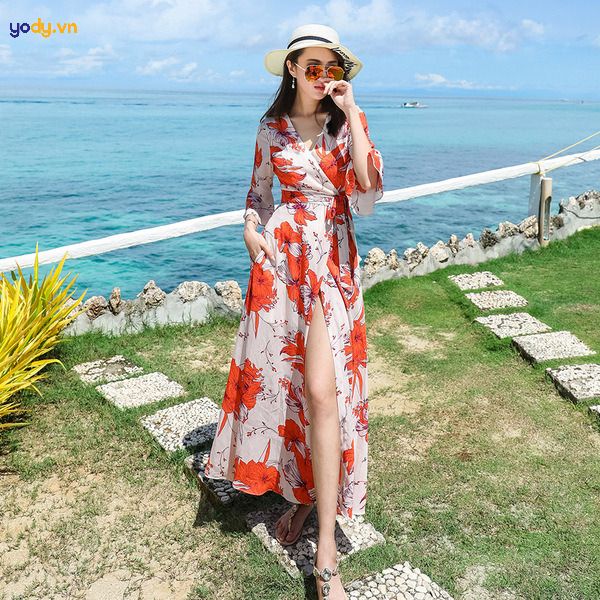 Style đi biển cho người mập với Maxi cutout