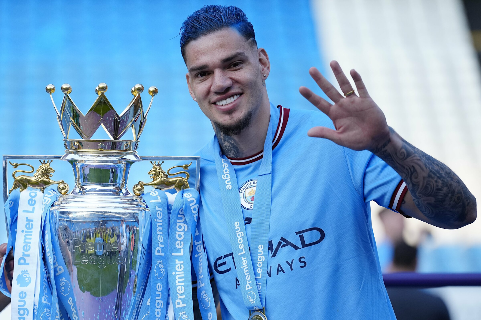 Top 5 cầu thủ Brazil thành công nhất tại Premier League