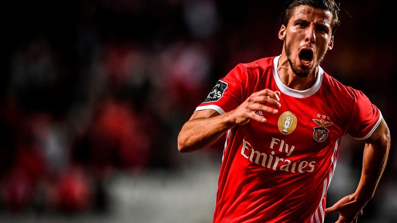 Cầu thủ Ruben Dias - Điều còn thiếu để trở thành số 1