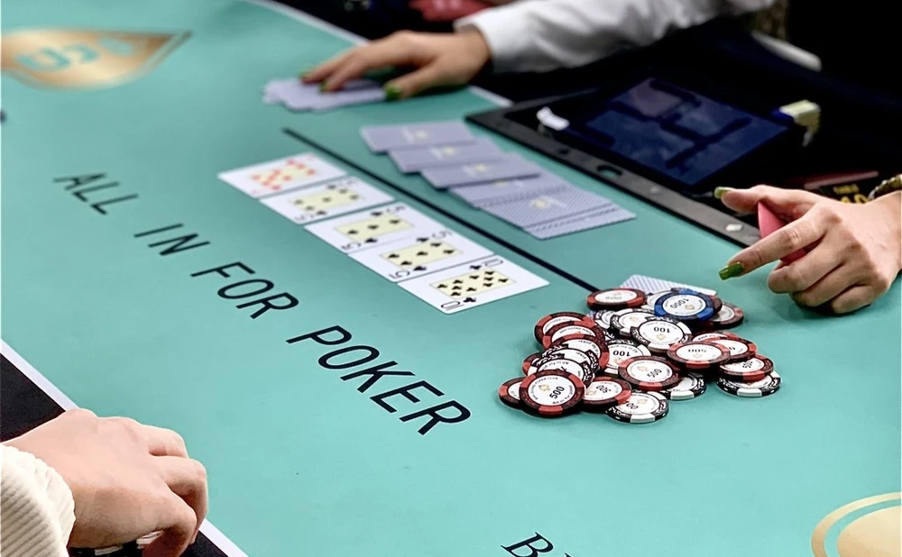 Giải thể thao trí tuệ Bridge và Poker lần đầu tiên được tổ chức tại Bình Dương | Báo Pháp Luật TP.HCM