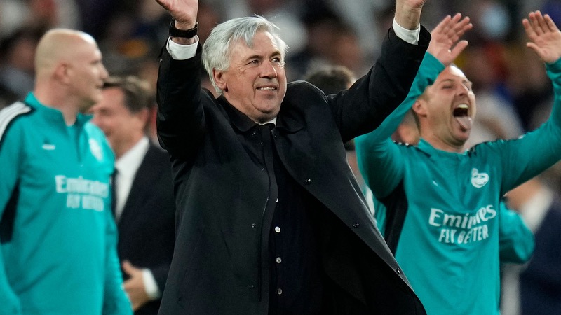 Huấn luyện viên Carlos Ancelotti - Bố già của Châu Âu