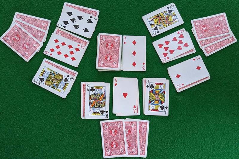 Cách chơi bài Fishing Cards: Luật chơi, cách chia bài 2, 3, 4 người